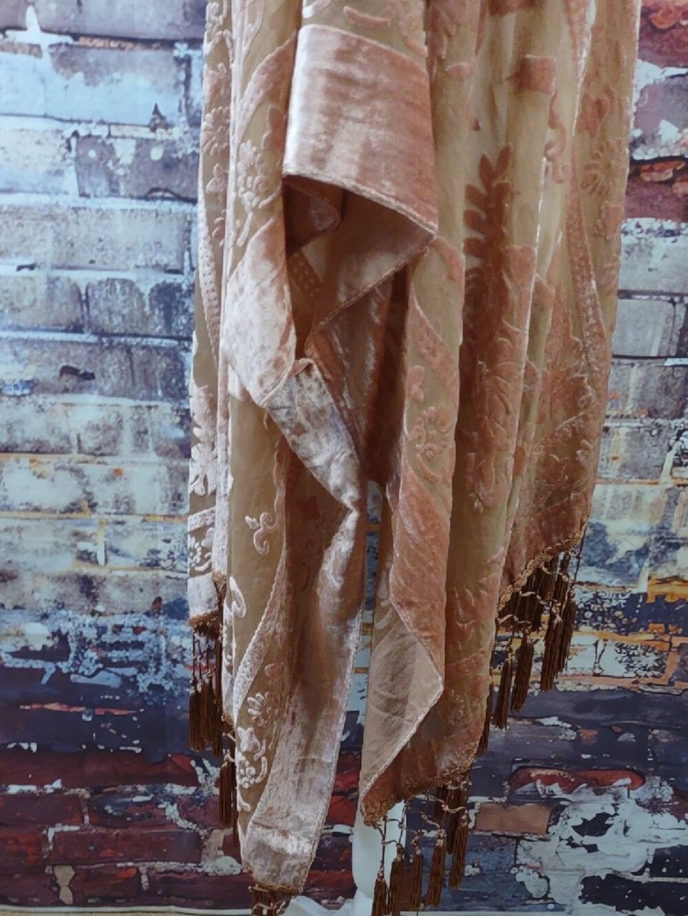 Woven Heart Sheer Burnout Velvet Kimono - Picture 6 of 14